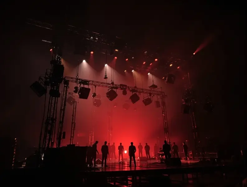 综艺录制现场突发意外，导演组连夜公开道歉 - 海角51黑料网